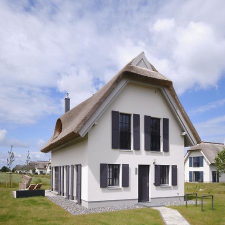 Reetland Am Meer - Luxusplus Reetdachvilla Mit 4 Schlafzimmern, Aussensauna, Loungebereich Und Kamin G07 Dranske Bagian luar foto
