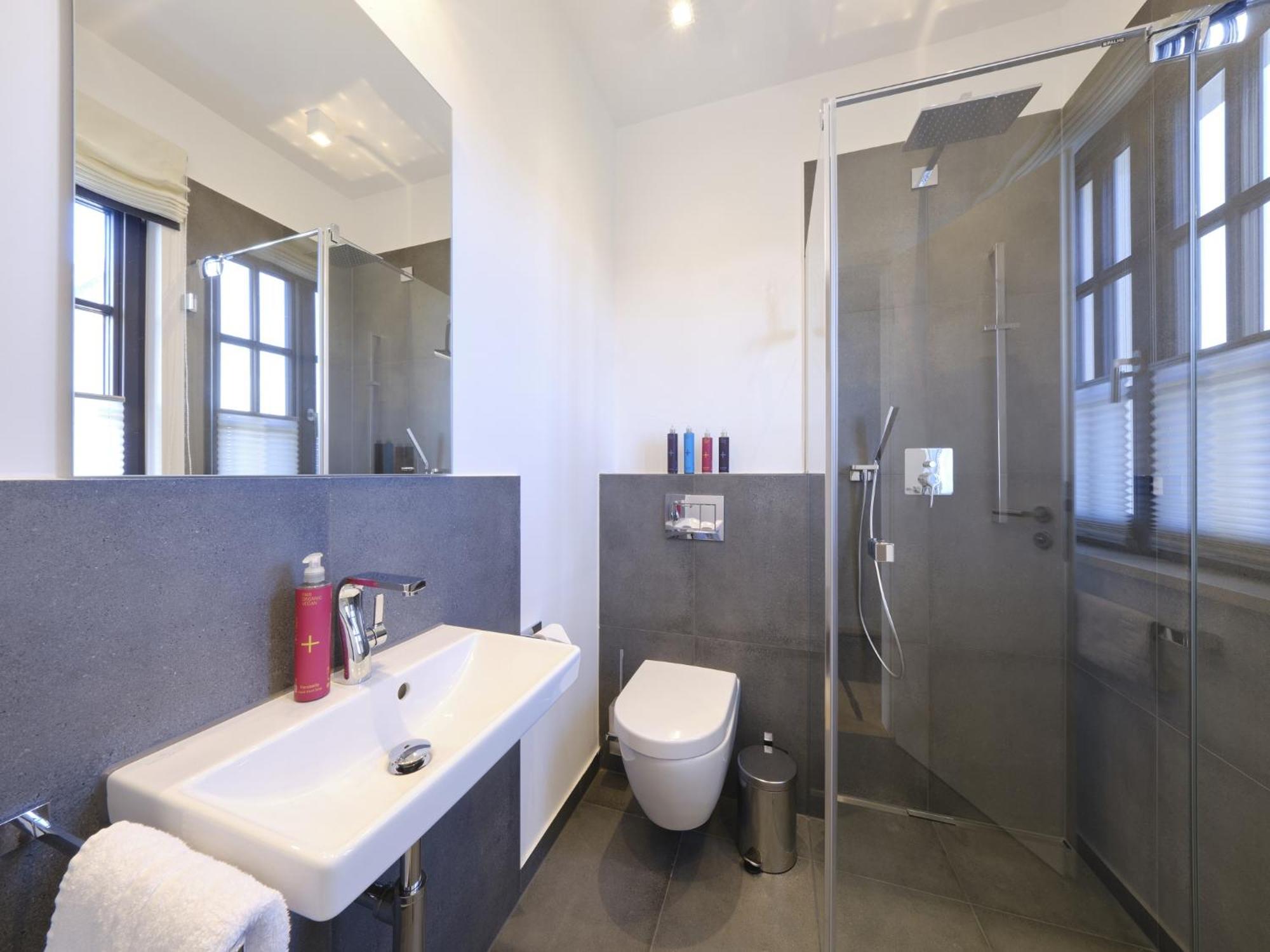 Reetland Am Meer - Luxusplus Reetdachvilla Mit 4 Schlafzimmern, Aussensauna, Loungebereich Und Kamin G07 Dranske Bagian luar foto